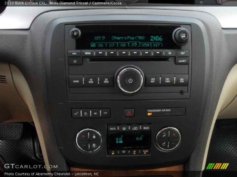 White Diamond Tricoat / Cashmere/Cocoa 2010 Buick Enclave CXL