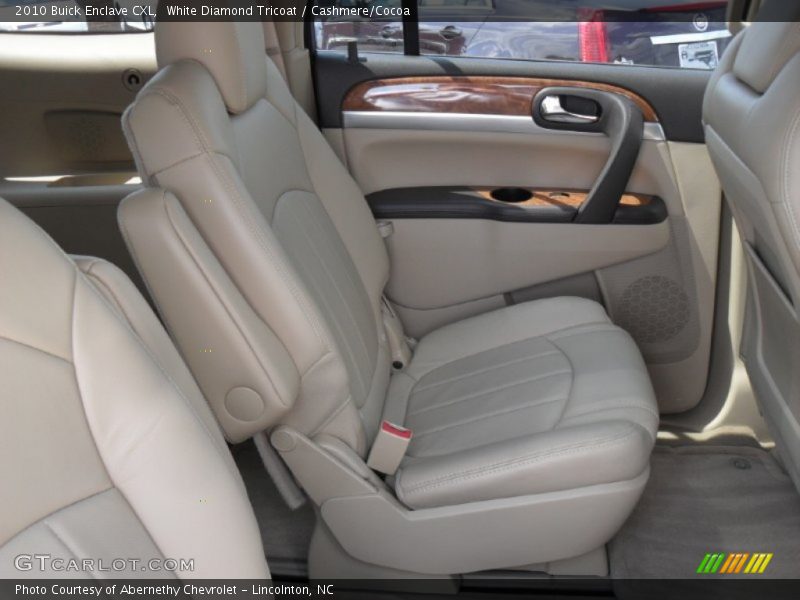 White Diamond Tricoat / Cashmere/Cocoa 2010 Buick Enclave CXL