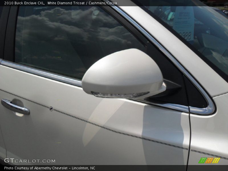 White Diamond Tricoat / Cashmere/Cocoa 2010 Buick Enclave CXL