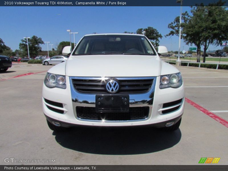 Campanella White / Pure Beige 2010 Volkswagen Touareg TDI 4XMotion