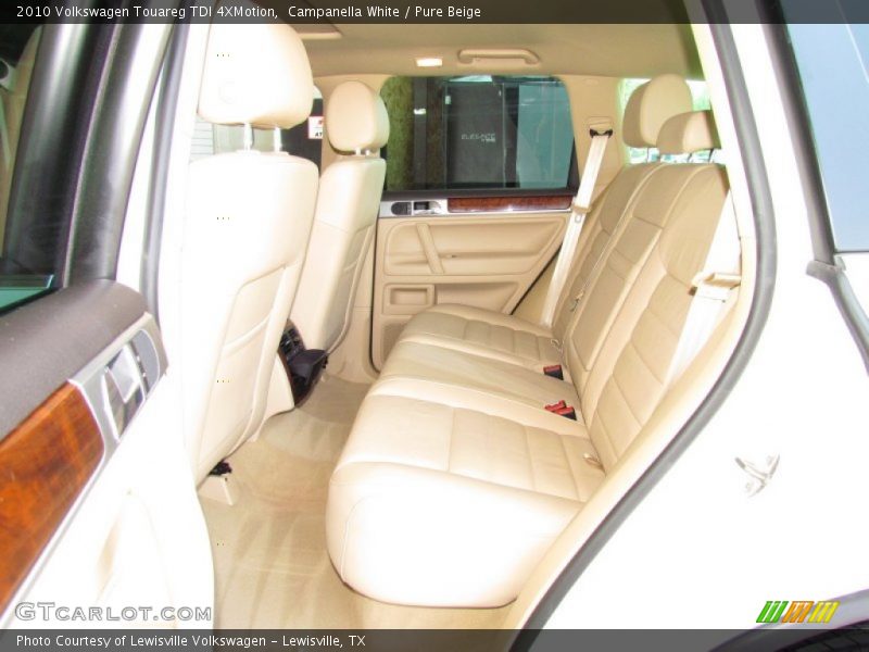 Campanella White / Pure Beige 2010 Volkswagen Touareg TDI 4XMotion