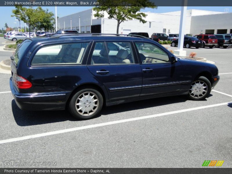 Black / Ash 2000 Mercedes-Benz E 320 4Matic Wagon