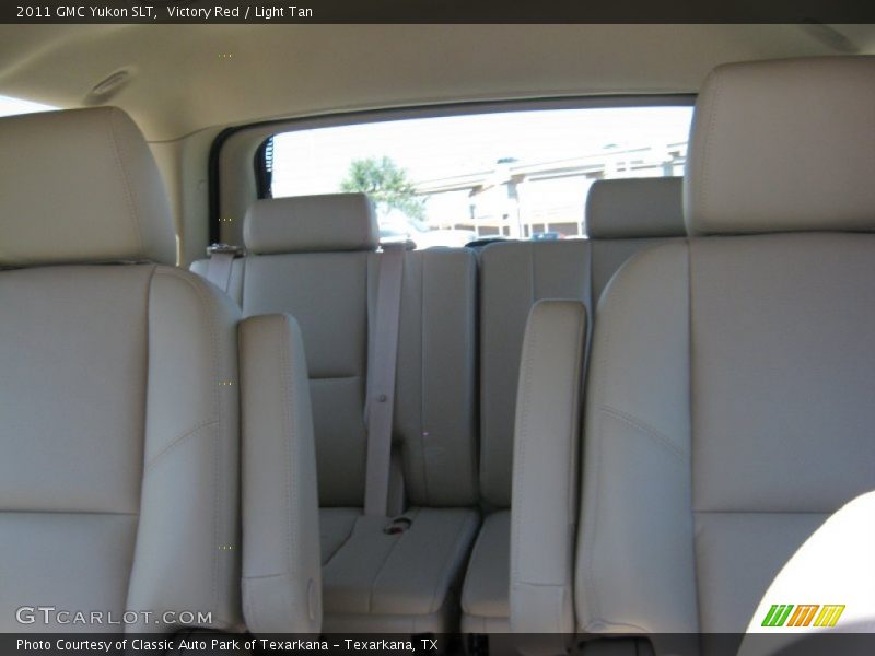 Victory Red / Light Tan 2011 GMC Yukon SLT