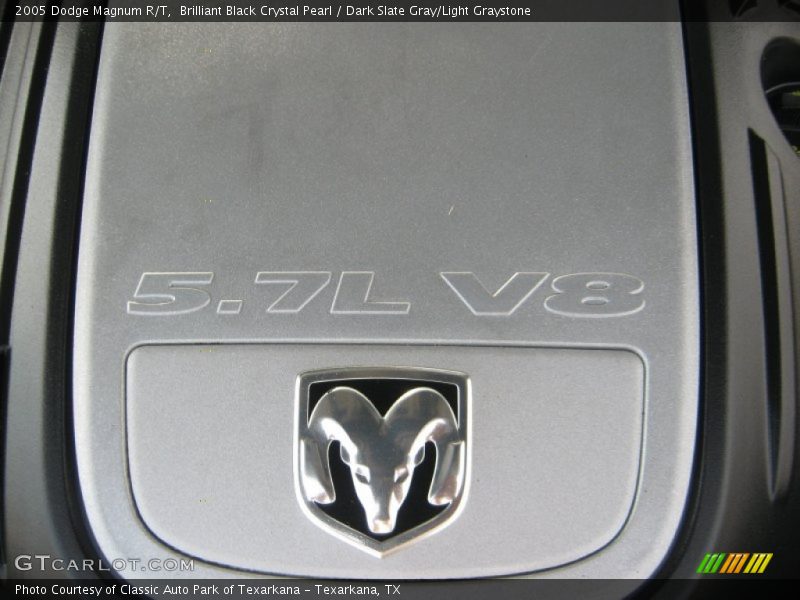 Brilliant Black Crystal Pearl / Dark Slate Gray/Light Graystone 2005 Dodge Magnum R/T
