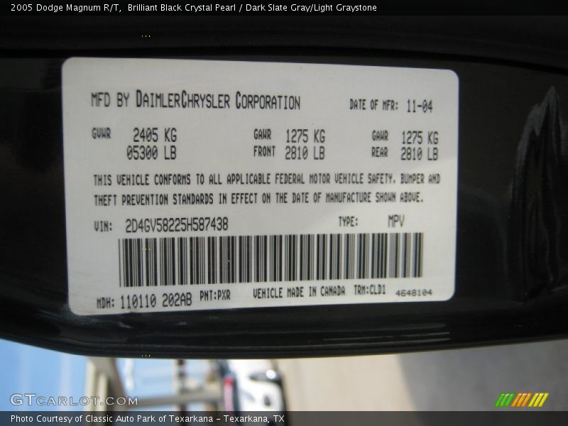 Brilliant Black Crystal Pearl / Dark Slate Gray/Light Graystone 2005 Dodge Magnum R/T
