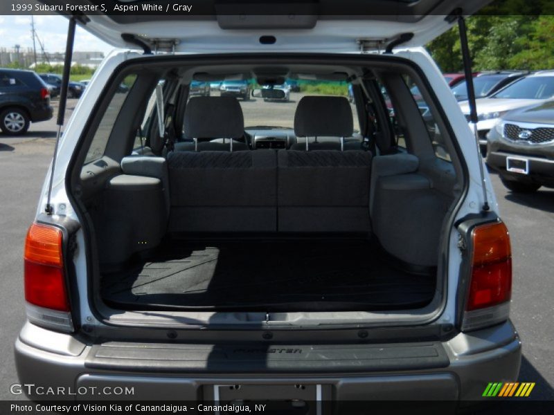 Aspen White / Gray 1999 Subaru Forester S