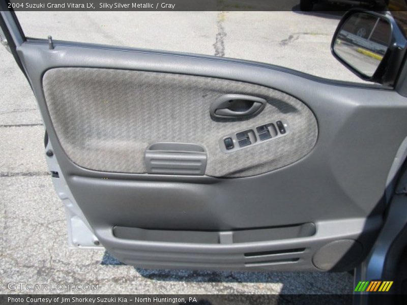 Silky Silver Metallic / Gray 2004 Suzuki Grand Vitara LX