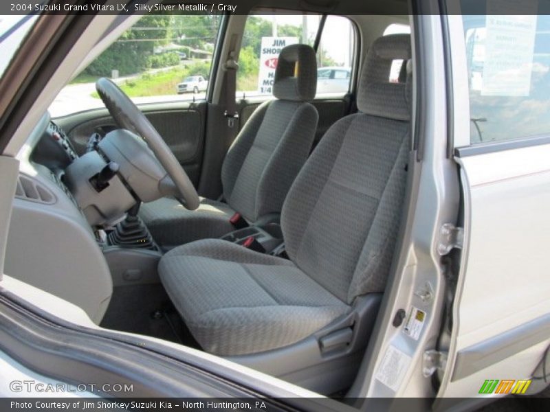 Silky Silver Metallic / Gray 2004 Suzuki Grand Vitara LX