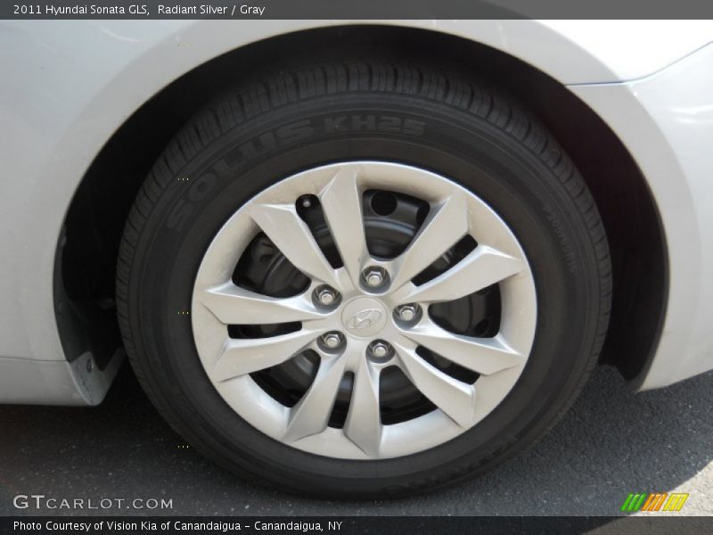 Radiant Silver / Gray 2011 Hyundai Sonata GLS