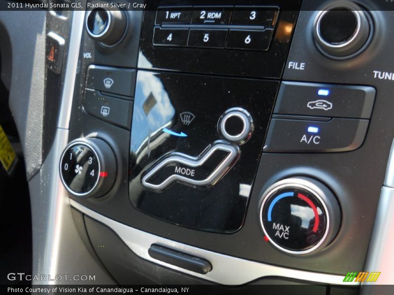 Radiant Silver / Gray 2011 Hyundai Sonata GLS