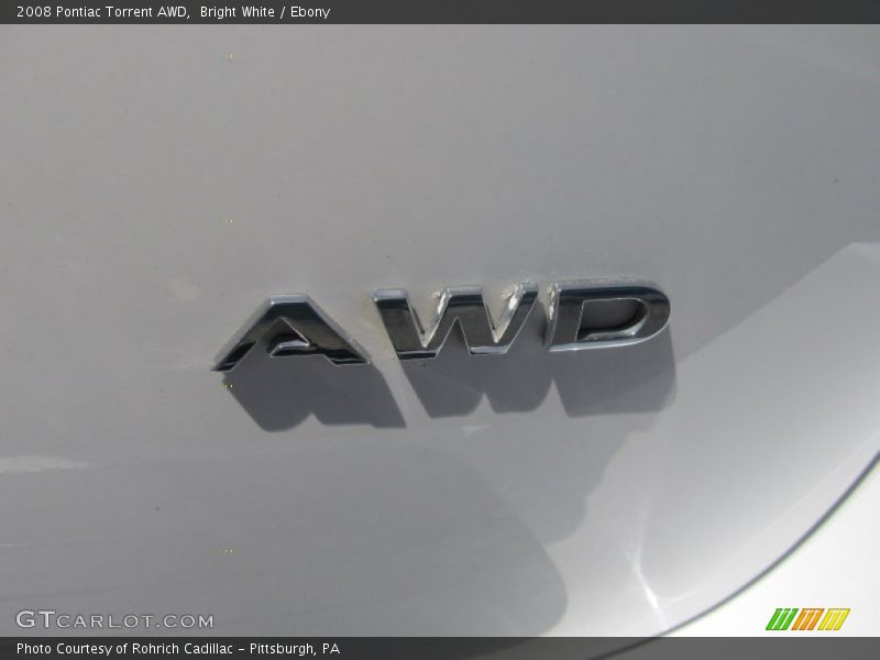 Bright White / Ebony 2008 Pontiac Torrent AWD