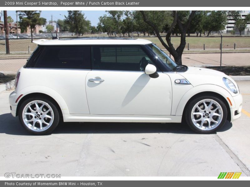 Pepper White / Punch Carbon Black Leather 2009 Mini Cooper S Hardtop