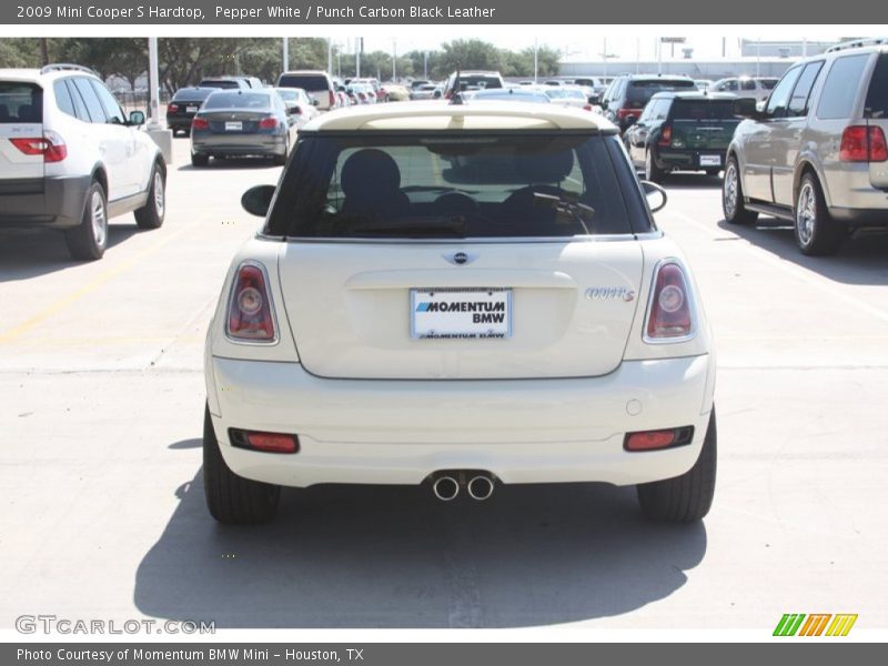 Pepper White / Punch Carbon Black Leather 2009 Mini Cooper S Hardtop