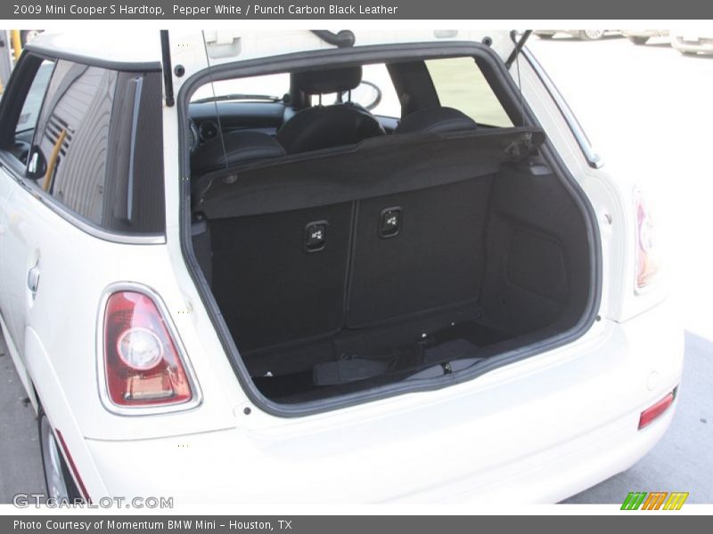 Pepper White / Punch Carbon Black Leather 2009 Mini Cooper S Hardtop