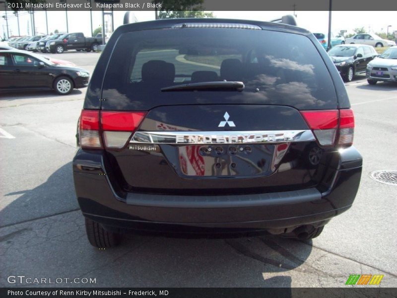Kalapana Black / Black 2011 Mitsubishi Endeavor LS