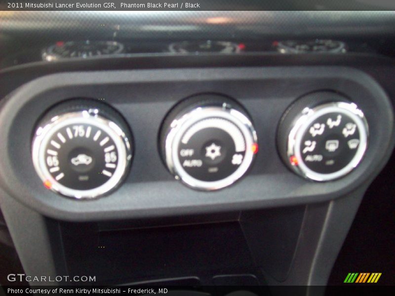 Phantom Black Pearl / Black 2011 Mitsubishi Lancer Evolution GSR