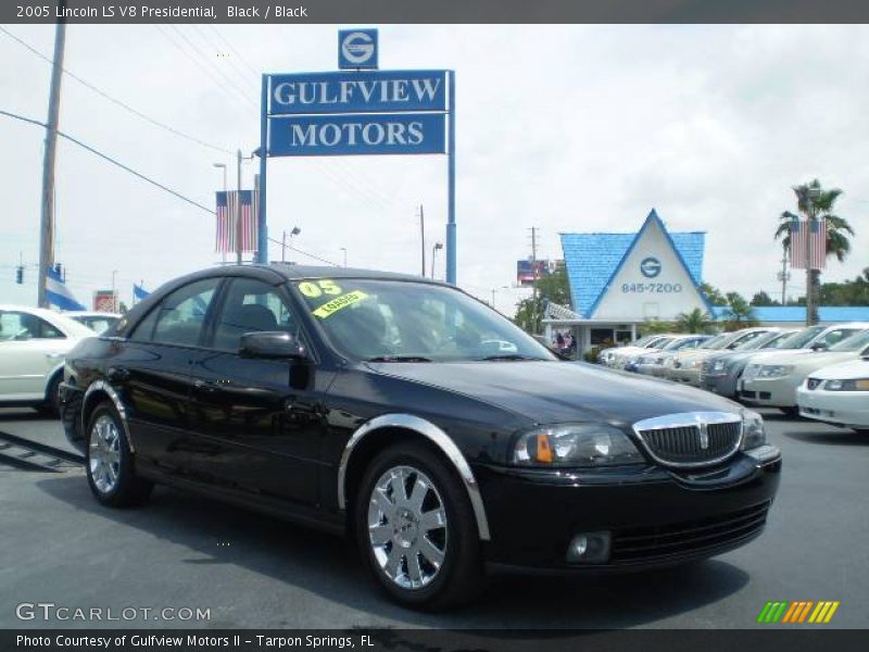 Black / Black 2005 Lincoln LS V8 Presidential
