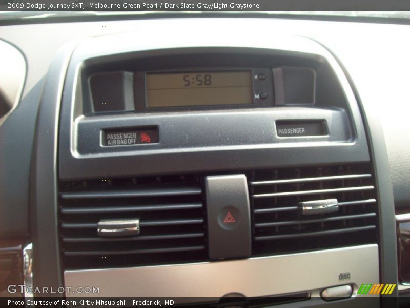 Melbourne Green Pearl / Dark Slate Gray/Light Graystone 2009 Dodge Journey SXT