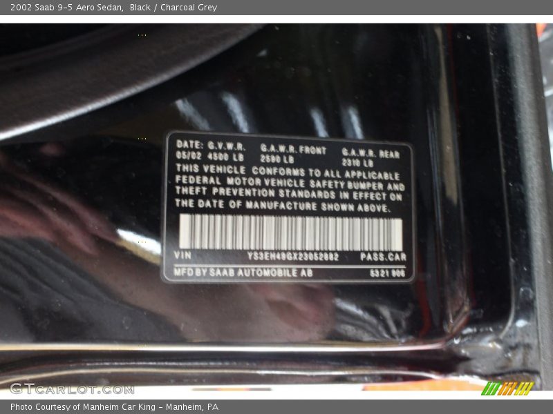 Black / Charcoal Grey 2002 Saab 9-5 Aero Sedan