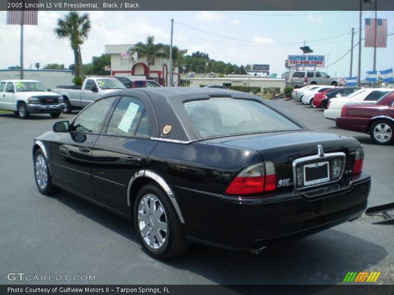 Black / Black 2005 Lincoln LS V8 Presidential