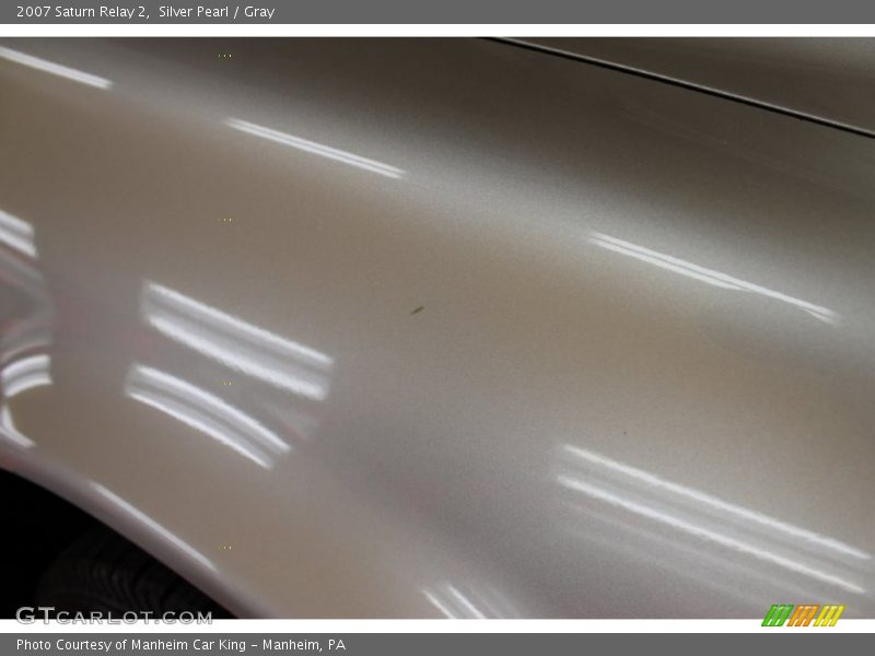 Silver Pearl / Gray 2007 Saturn Relay 2