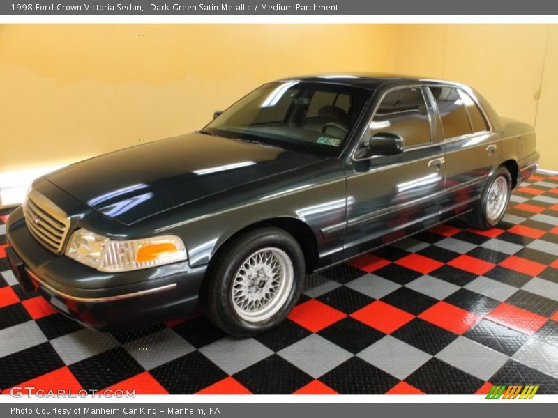 Dark Green Satin Metallic / Medium Parchment 1998 Ford Crown Victoria Sedan