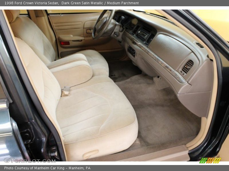 Dark Green Satin Metallic / Medium Parchment 1998 Ford Crown Victoria Sedan