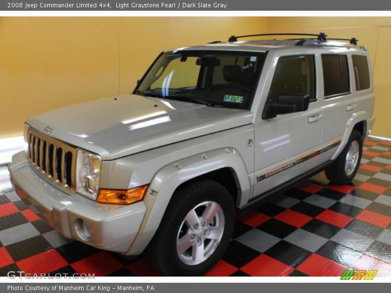 Light Graystone Pearl / Dark Slate Gray 2008 Jeep Commander Limited 4x4