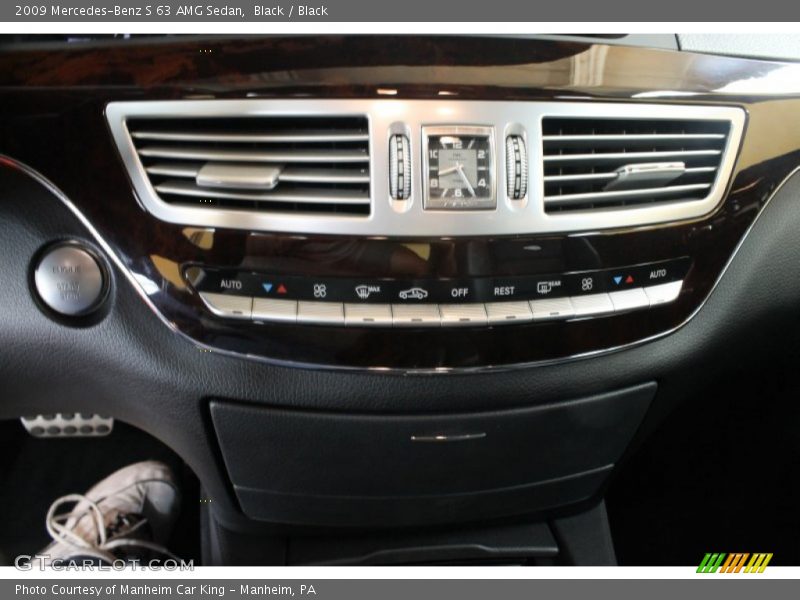 Black / Black 2009 Mercedes-Benz S 63 AMG Sedan