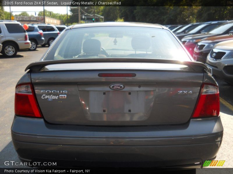 Liquid Grey Metallic / Charcoal/Red 2005 Ford Focus ZX4 ST Sedan