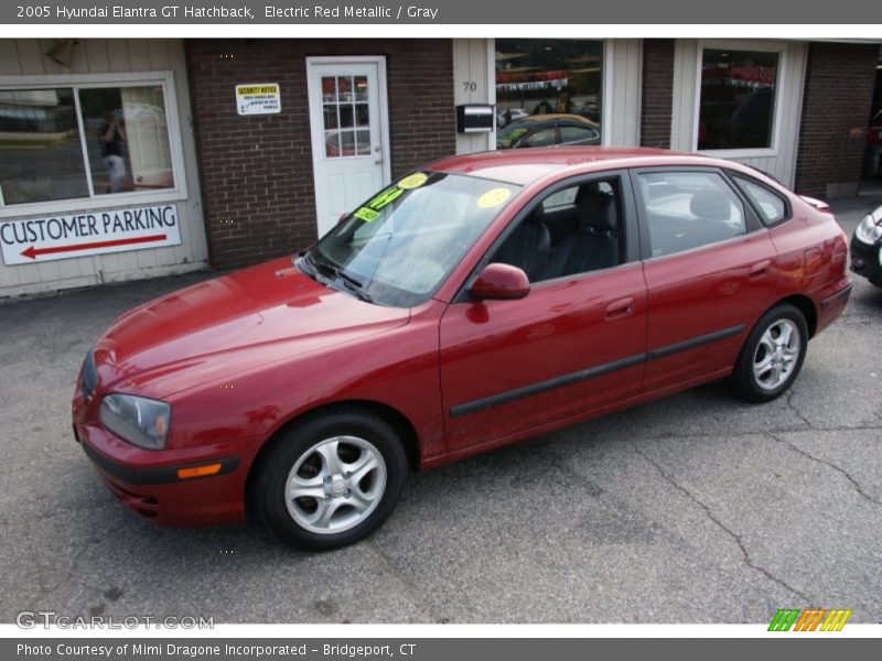 Electric Red Metallic / Gray 2005 Hyundai Elantra GT Hatchback