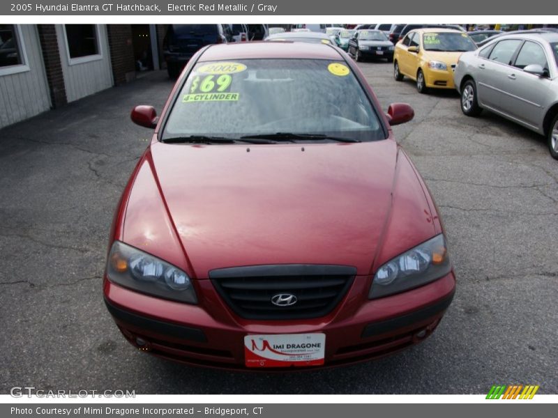 Electric Red Metallic / Gray 2005 Hyundai Elantra GT Hatchback