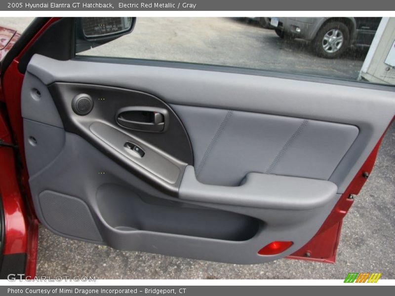 Electric Red Metallic / Gray 2005 Hyundai Elantra GT Hatchback
