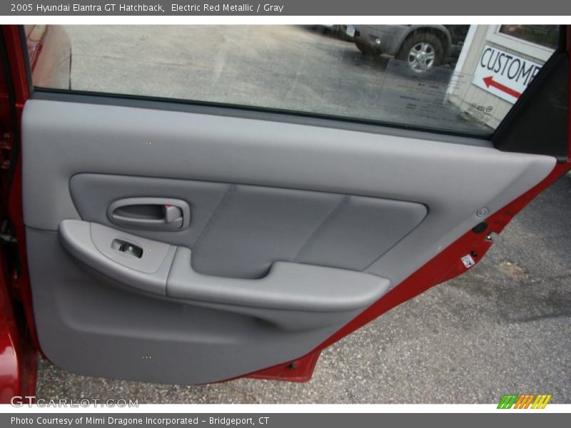 Electric Red Metallic / Gray 2005 Hyundai Elantra GT Hatchback