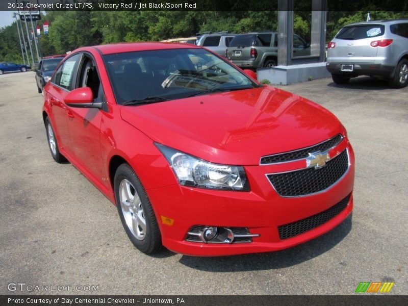 Front 3/4 View of 2012 Cruze LT/RS