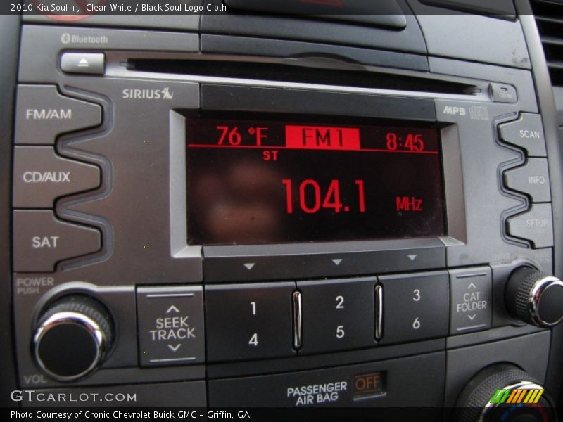 Clear White / Black Soul Logo Cloth 2010 Kia Soul +