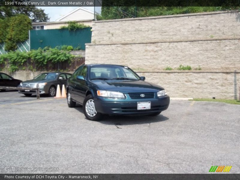 Dark Green Metallic / Oak 1998 Toyota Camry LE