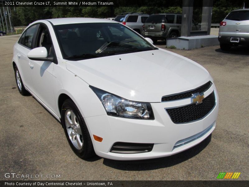 Summit White / Medium Titanium 2011 Chevrolet Cruze LT