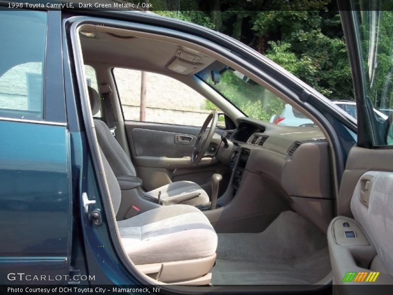 Dark Green Metallic / Oak 1998 Toyota Camry LE