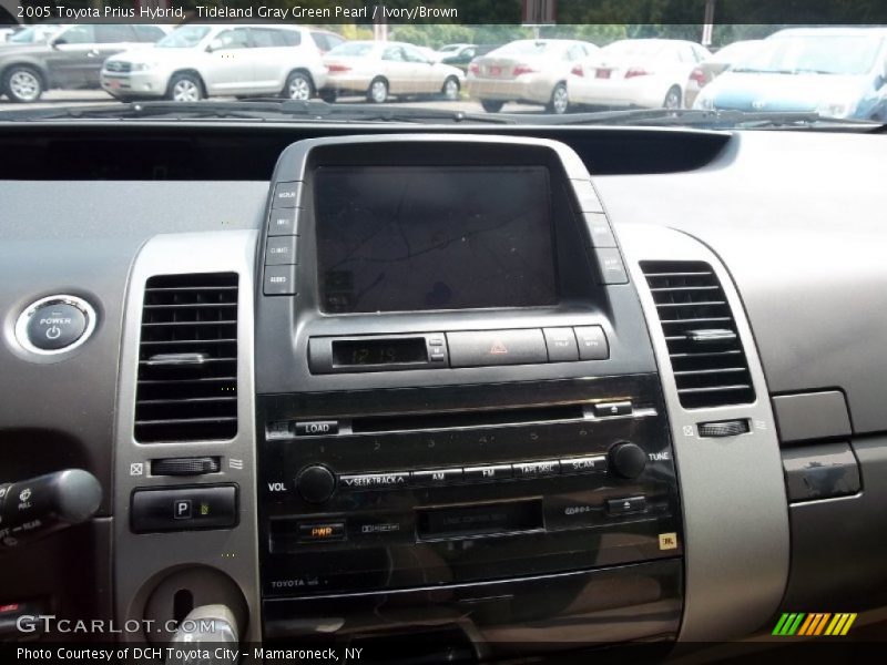Tideland Gray Green Pearl / Ivory/Brown 2005 Toyota Prius Hybrid