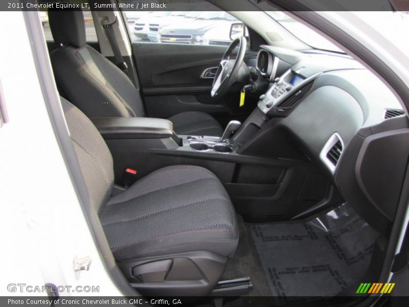 Summit White / Jet Black 2011 Chevrolet Equinox LT