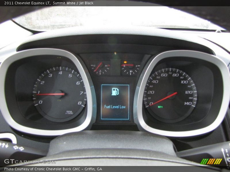 Summit White / Jet Black 2011 Chevrolet Equinox LT