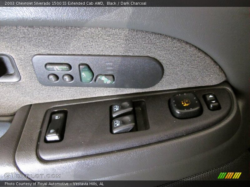 Black / Dark Charcoal 2003 Chevrolet Silverado 1500 SS Extended Cab AWD