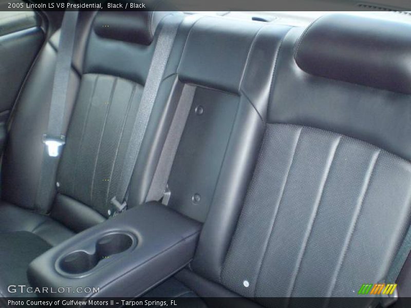 Black / Black 2005 Lincoln LS V8 Presidential
