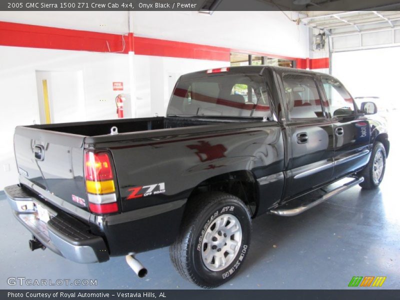 Onyx Black / Pewter 2005 GMC Sierra 1500 Z71 Crew Cab 4x4