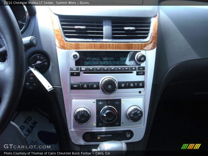 Controls of 2010 Malibu LT Sedan