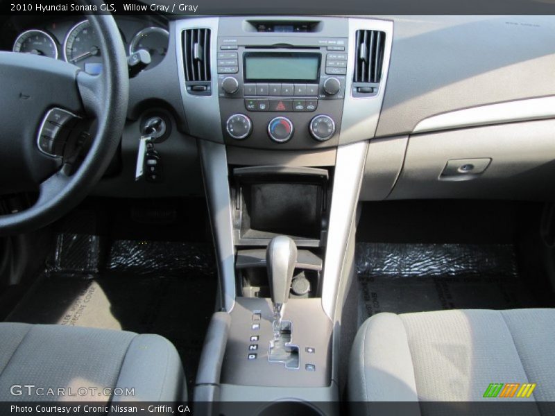 Willow Gray / Gray 2010 Hyundai Sonata GLS