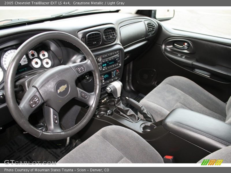 Graystone Metallic / Light Gray 2005 Chevrolet TrailBlazer EXT LS 4x4