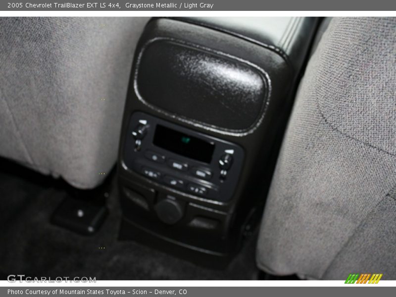 Graystone Metallic / Light Gray 2005 Chevrolet TrailBlazer EXT LS 4x4