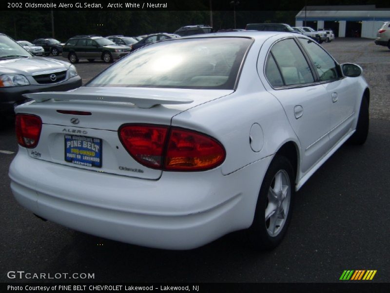 Arctic White / Neutral 2002 Oldsmobile Alero GL Sedan
